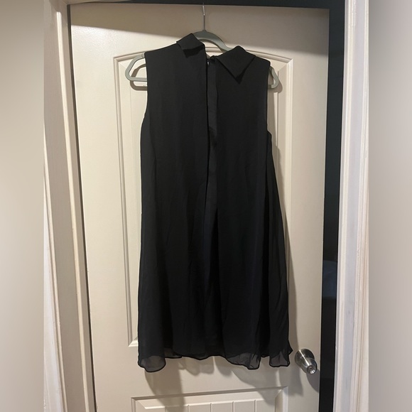 Little Black Dress with collar - Picture 3 of 3